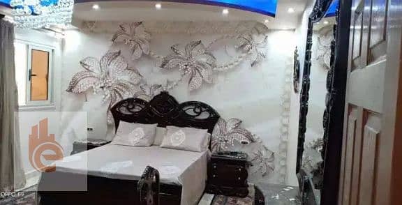 شقــة مفـروشـه بـ كـامب شيزار 230م مكيفــة - شــارع بورسـعيــد