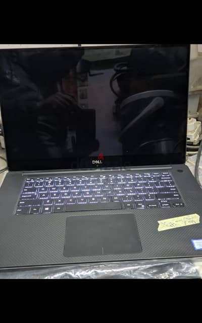 للبيع لابتوب وركستيشن Dell Precision 5530 بحالة ممتازة