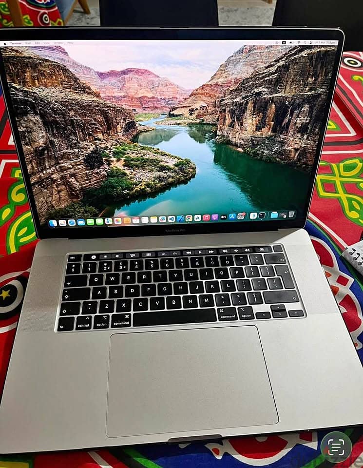 MacBook Pro 2019 5