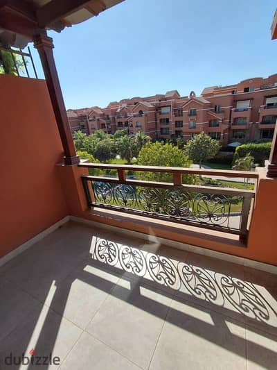  For Rent #__Green 3 Penthouse with kitchen and air conditioning in Green 3 Compound, Sheikh Zayed.   In a very distinguished location just minutes from the axis and Capital Business and Americana Plaza  300m buildings and 150m top   floors two and three an elevator is available and fully finished high super lux. and first floor S