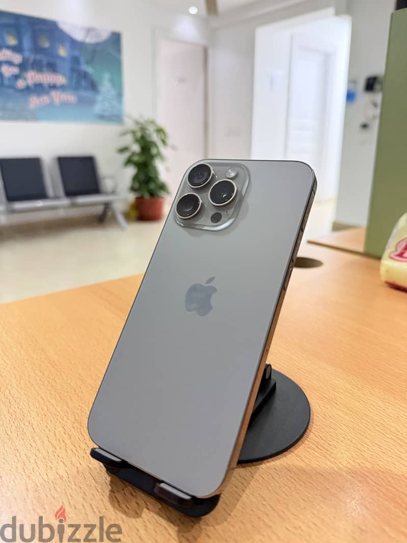 Apple - iPhone 16 Pro Max 3
