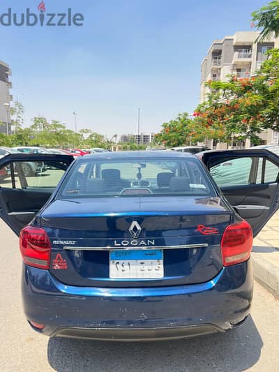 رينو لوجان 2018