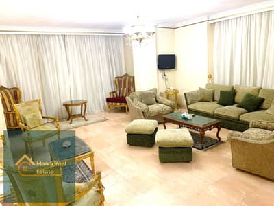 Apartment for sale in Degla Maadi, on an area of ​​185 meters, super deluxe finishing, prime location.