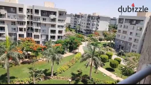 Apartment for rent legal in my city 165 meters 3 bedrooms and 3 bathrooms area B6 distinctive wide garden view next to services