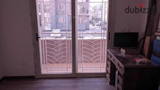 شقة للبيع في دار مصر القرنفل – 130م أرضي – 3 غرف – تشطيب سوبر لوكس –