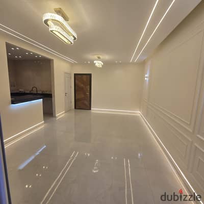 Seize the opportunity and own an apartment for sale in Sheikh Zayed City in the best neighborhoods of Sheikh Zayed, the ninth neighborhood, the villas and palaces area, very close to the Dahshour link and from Compound Beverly Hills and Compound Al Karma. The apartment is in ultra-super-lux finishing.