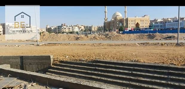  محل نصف تشطيب للإيجار – مول مشهور، النرجس فيلات 