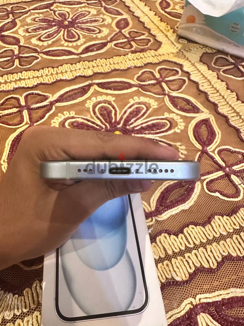Apple - iPhone 15 6