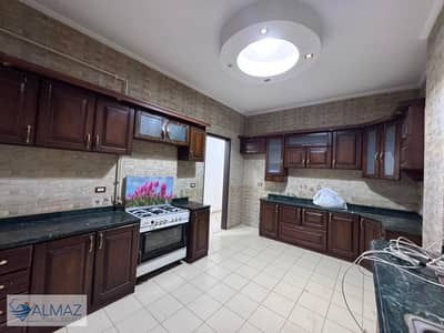 Empty basement of 300 square meters with a garden for administrative rent in South Academy, First Settlement, overlooking North 90th Street Empty basement of 300 square meters with a garden for administrative rent in South Academy, First Settlement, overlooking North 90th Street