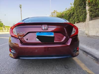 Honda Civic 2018 حاله ممتازة