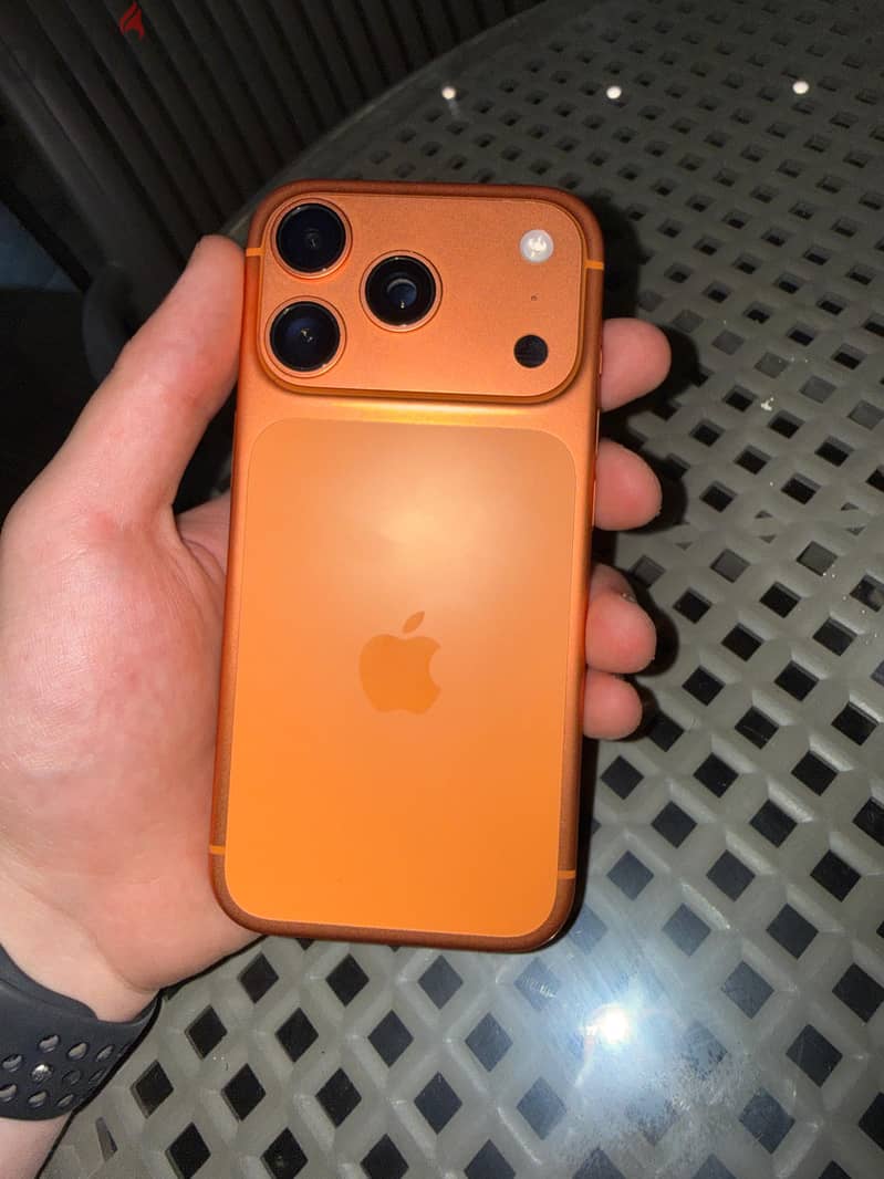 Apple - iPhone 17 Pro 2