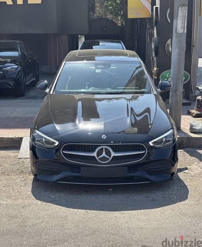 Mercedes-Benz C200 2025