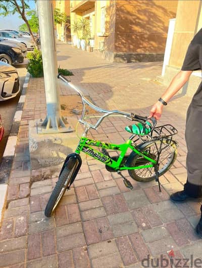 عجله اطفال بحاله ممتازه  مقاس ٢٠