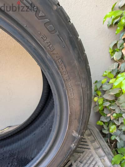 Hankook Tire 245 / 45 / 18