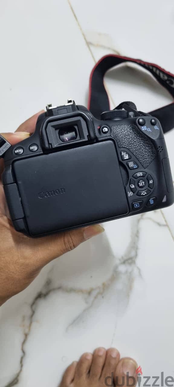Canon 700D 4