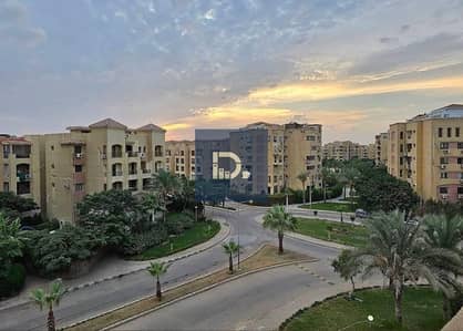 Cash opportunity with City October trees, 85m apartment immediate delivery (two rooms) with an open view at 2,470,000 EGP in a fully lived compound close to Mall of Egypt and the ring road!
