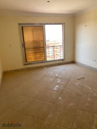 For sale, an apartment in Compound Dar Misr, Al-Qarnfal, First Settlement, directly in front of Gate 24, Al-Rehab and the Eastern Market, and in front of Gate 1, directly on Youssef El-Sebai Axis and the Security Directorate. For sale, an apartment in Compound Dar Misr, Al-Qarnfal, First Settlement, directly in front of Gate 24, Al-Rehab and the Eastern Market, and in front of Gate 1, directly on Youssef El-Sebai Axis and the Security Directorate.