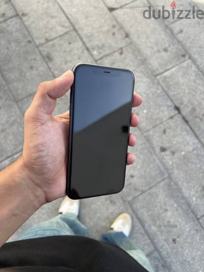 Apple - iPhone 11