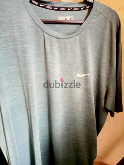 تي شيرت منت 5 xl تلبيس slim fit ستوك أوروبي