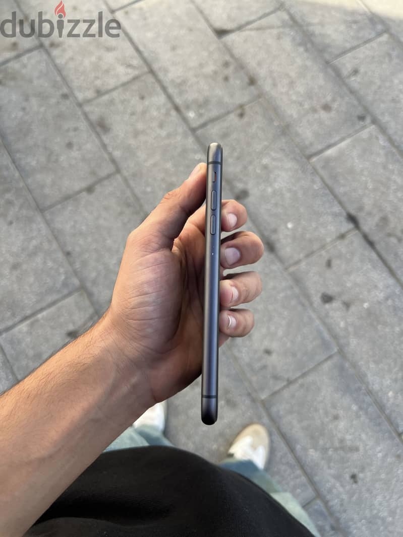 Apple - iPhone 11 3