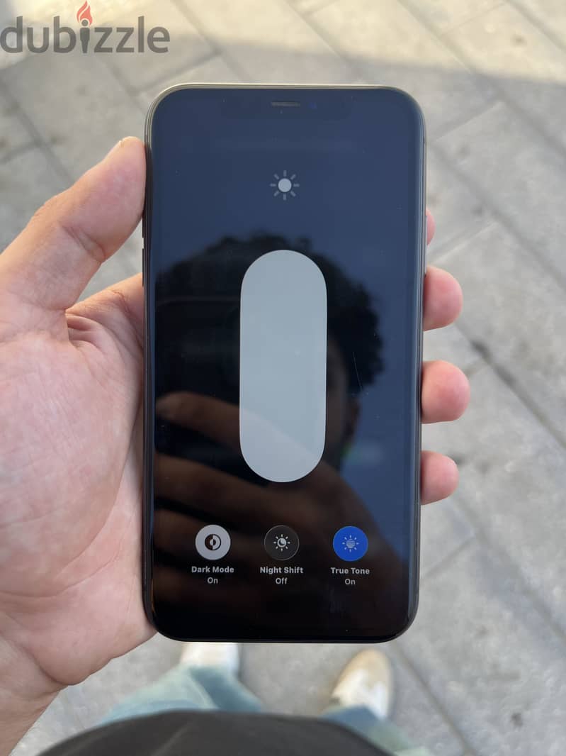 Apple - iPhone 11 8