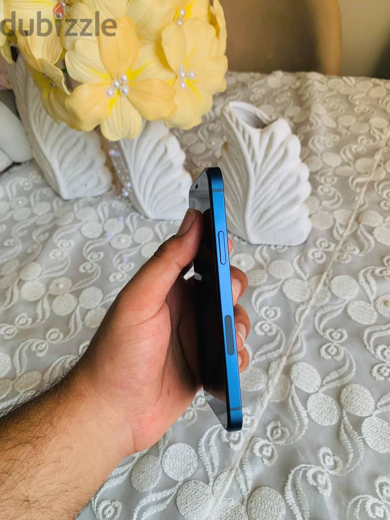 iPhone 12 64G 1