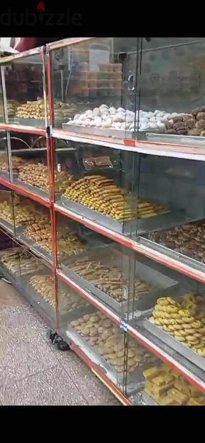للبيع باترينة زجاج لعرض الفينو والمخبوزات