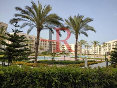 شاليه للإيجار مباشرة على حمام السباحة في مارينا مراسي الساحل الشمالي سيدي عبد الرحمن