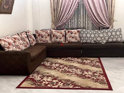 ركنة للبيع مع ثنائية اضافية