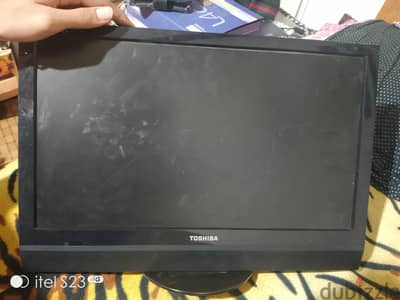شاشة توشيبا 19 بوصة LCD بحالة جيدة – HDMI