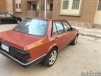 مازدا 323 1982
