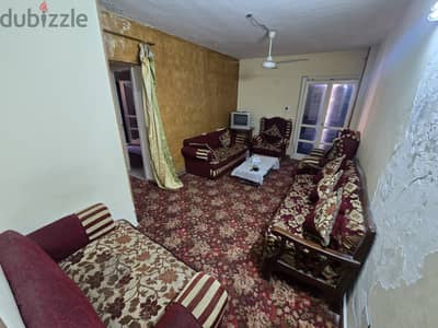 شقة للبيع في مدينة العبور – إسكان الشباب (شارع المدارس)