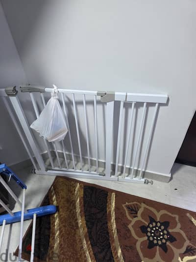 باب معدنى للسلم بال extension  بتاعه  للفلل والدوبلكس