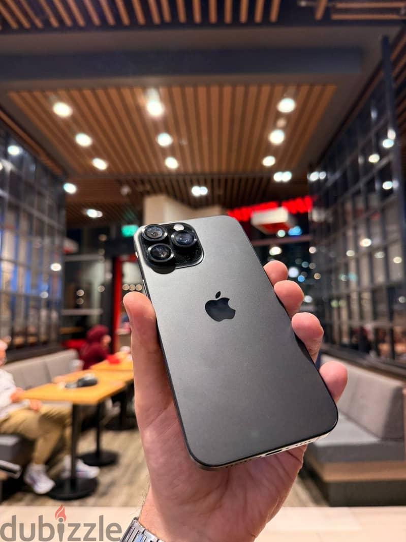 Apple - iPhone 16 Pro Max 1