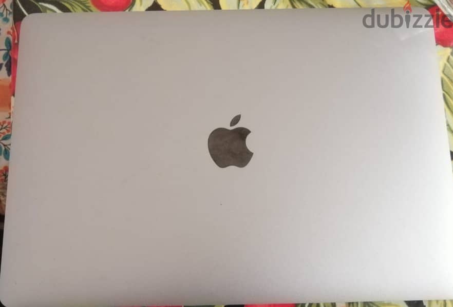 MacBook pro 2020 M1 3