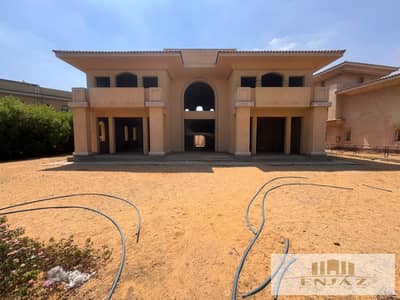 فيلا للبيع في مدينتي B نموذج القصور تطل علي وايد جاردن 6 نوم 1280م