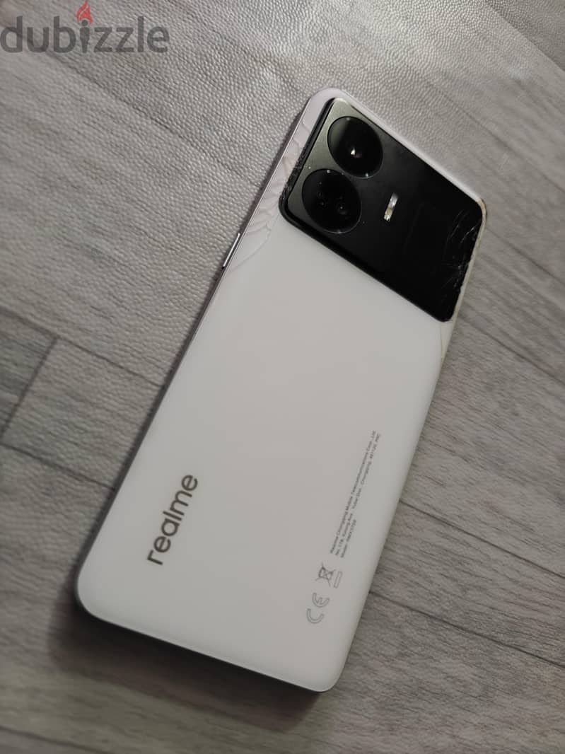 realme GT3 1