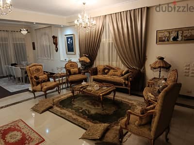 دوبلكس ممتاز بحديقة خاصة - التجمع الخامس