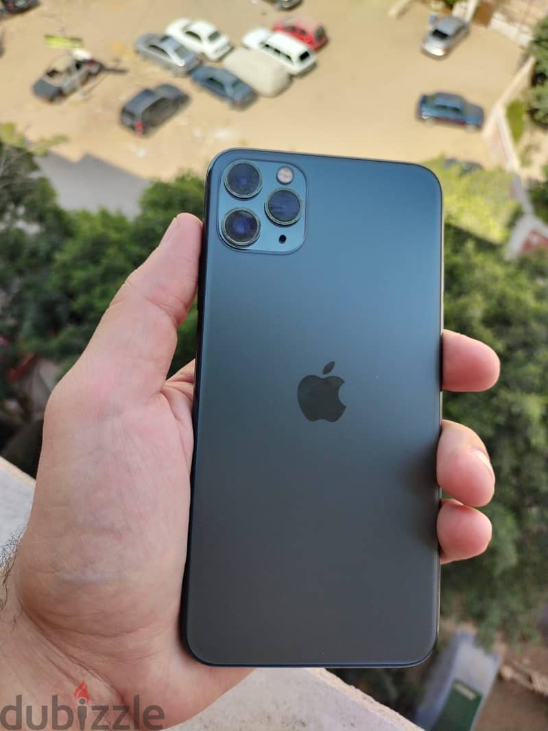 Apple - iPhone 11 Pro Max 2