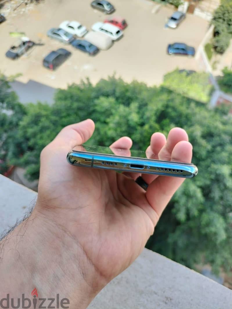 Apple - iPhone 11 Pro Max 6
