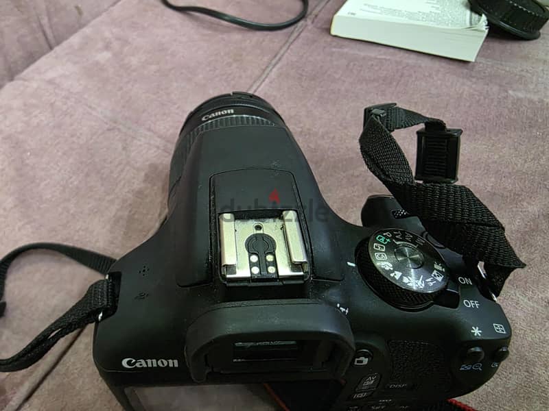 canon 2000 D 3