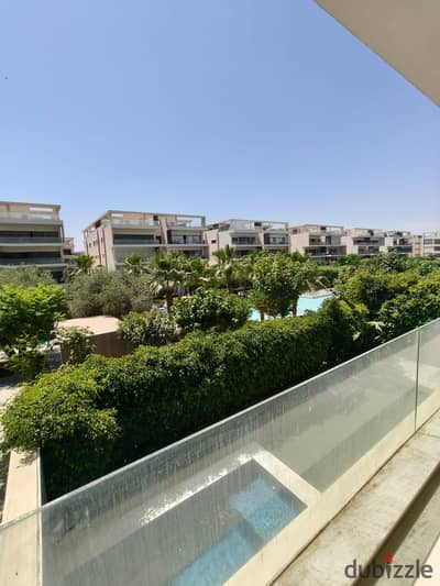 شقة أول سكن مفروشة تطل علي الليك للايجار في ليك فيو ريزيدنس - التجمع الخامس - القاهرة الجديدة