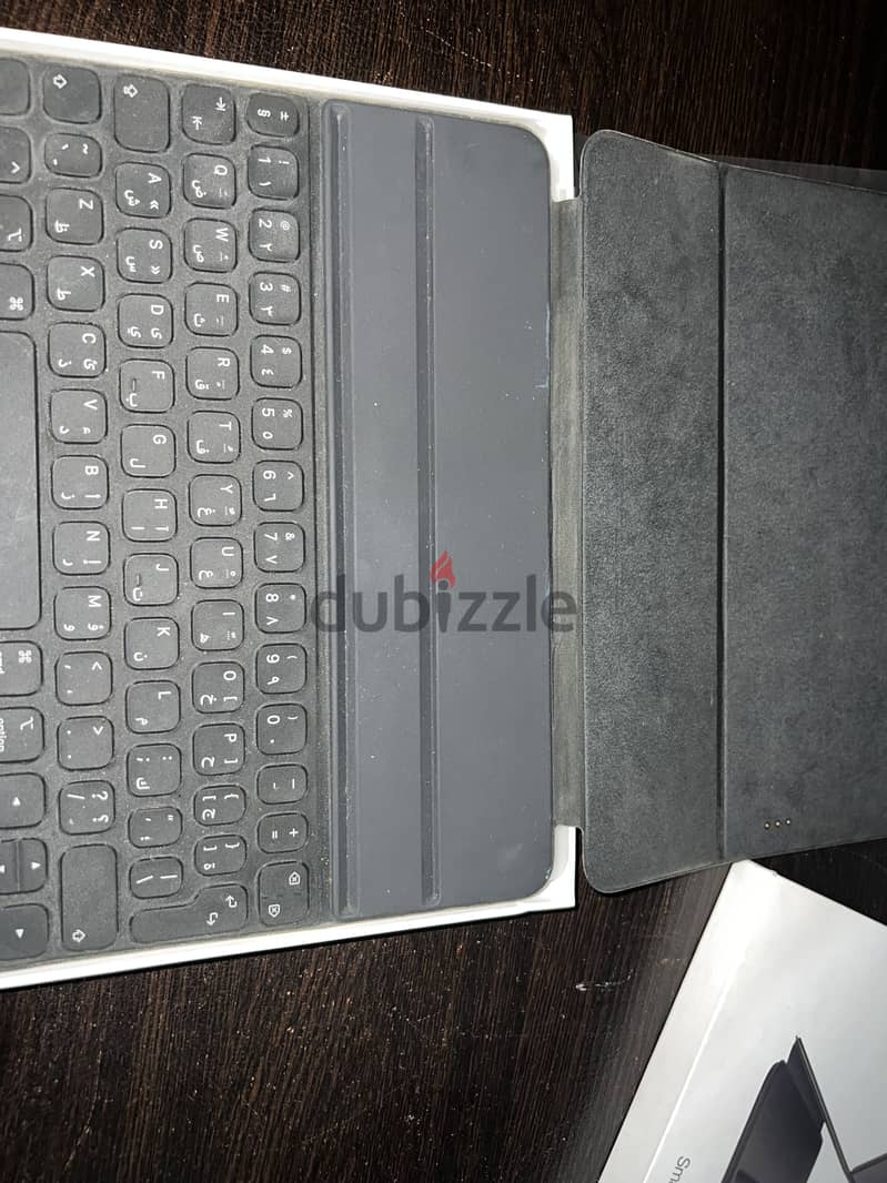 iPad Pro 11 inch keyboard Smart Folio 3