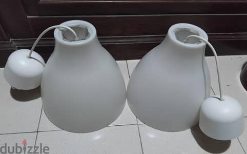 2 مصباح معلق من ايكيا 28 سم أبيض يعتبر جديد