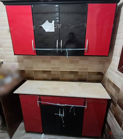 مطبخ مع رخامة