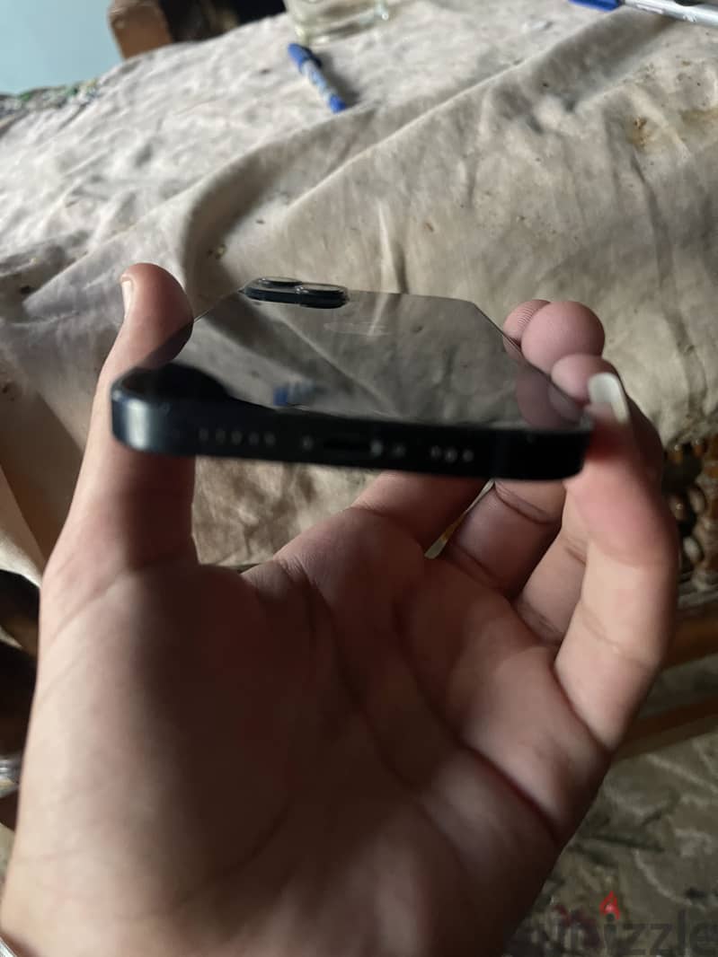 Apple - iPhone 13 1