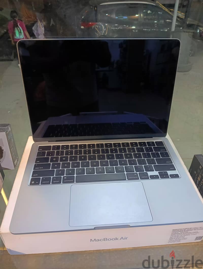 mac Book 1