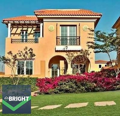 Unbelievable Offer! standalone villa 520m - 6 bedrooms- best location in hyde park new cairo- under market price