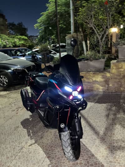 بيع اسكوتر كيواي اكس رود 150cc