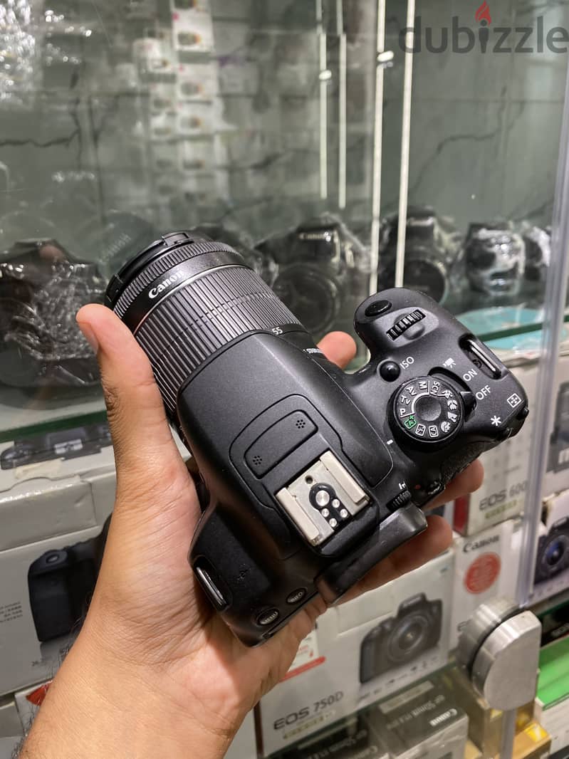 Canon 700D 1